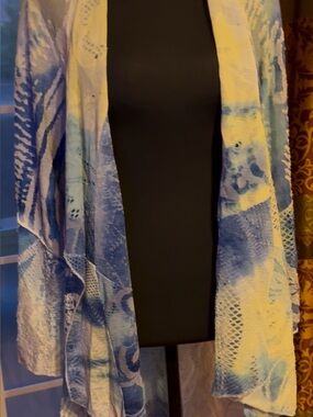 Blue Patterned Open-Front Women's Poncho Shrug
